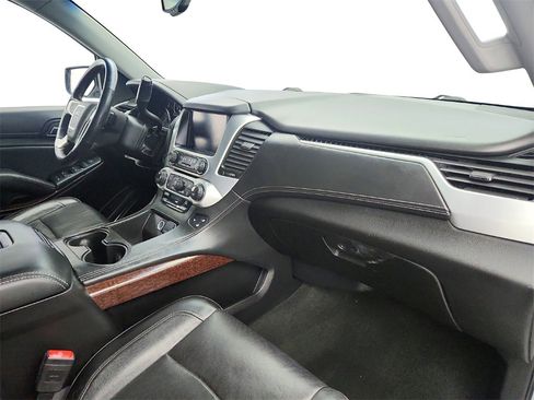 Used 2017 GMC Yukon XL SLT image 24