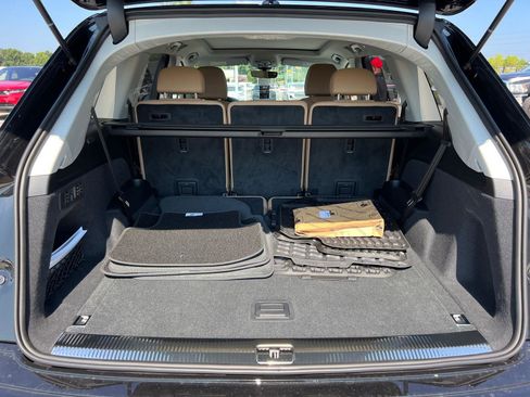 New 2025 Audi Q7 3.0T Premium Plus image 12
