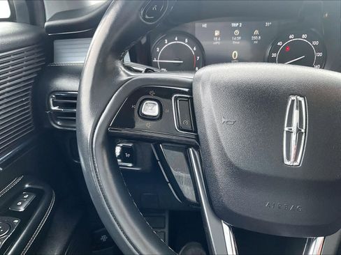 Used 2022 Lincoln Corsair AWD w/ Premium Package image 23