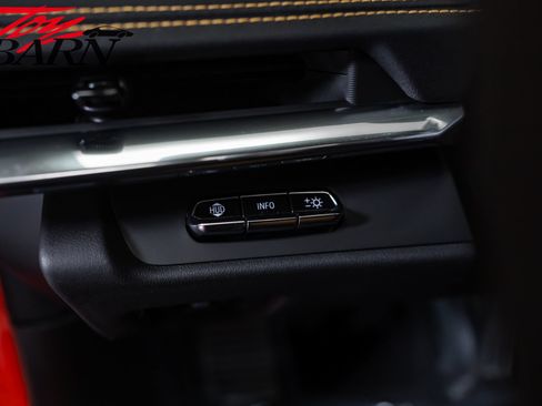 Used 2020 Chevrolet Corvette Stingray Preferred Cpe w/ 2LT Preferred Equipment Group RWD image 37