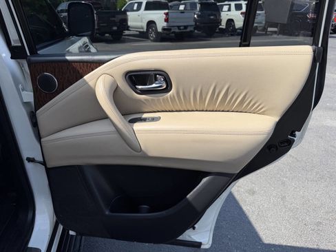 Used 2018 Nissan Armada SL w/ Premium Package RWD image 17