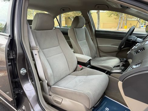 Used 2010 Honda Civic LX image 14