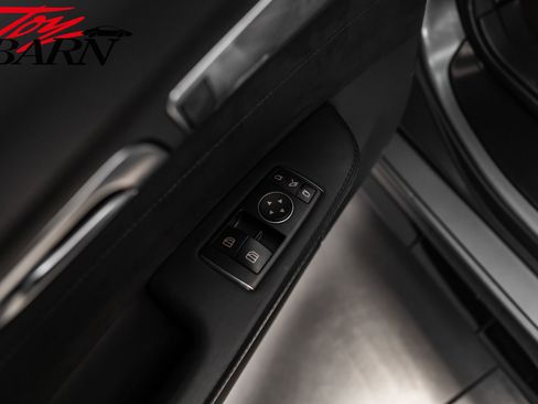 Used 2018 Mercedes-Benz AMG GT R image 22