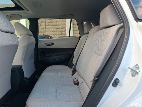 Used 2023 Toyota Corolla Cross LE image 10