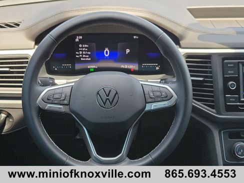 Used 2022 Volkswagen Atlas Cross Sport SE FWD image 20