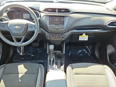 Certified 2022 Chevrolet TrailBlazer LT w/ Driver Confidence Package AWD/4WD image 25