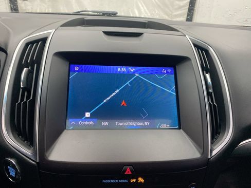 Used 2020 Ford Edge Titanium w/ Class II Trailer Tow Package AWD/4WD image 19