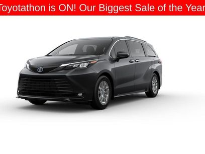 New 2025 Toyota Sienna XLE
