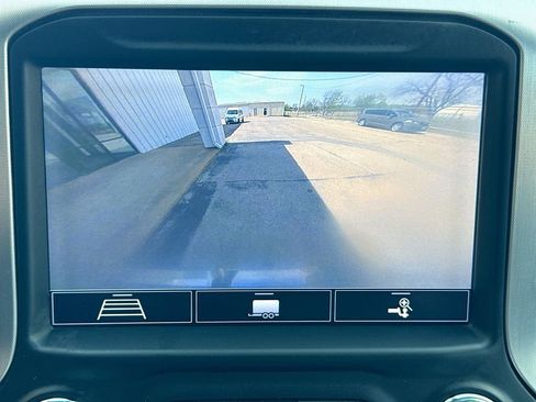 Used 2020 GMC Sierra 1500 SLT image 16