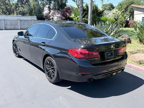 Used 2018 BMW 530i RWD image 3