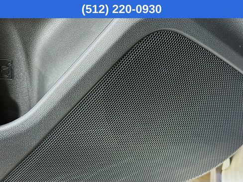 Used 2025 Subaru Crosstrek 2.0i Premium image 22