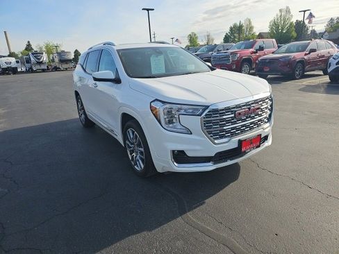Used 2022 GMC Terrain Denali image 5