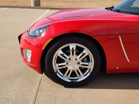 Used 2009 Saturn Sky Red Line image 9