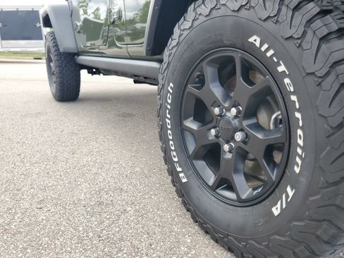 Used 2021 Jeep Wrangler Unlimited Sport AWD/4WD image 33