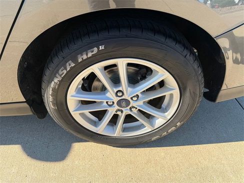 Used 2018 Ford Focus SE image 6