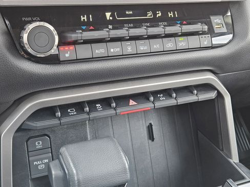 Used 2024 Toyota Sequoia SR5 w/ SR5 Premium Package AWD/4WD image 26