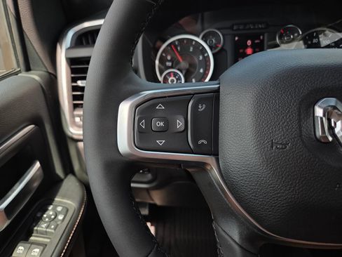 New 2026 RAM 2500 Big Horn AWD/4WD image 21