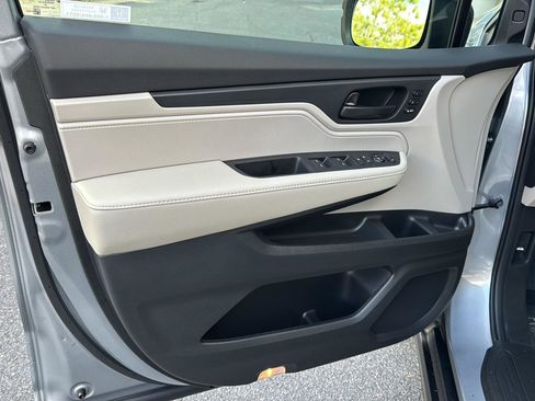 New 2026 Honda Odyssey EX-L image 13