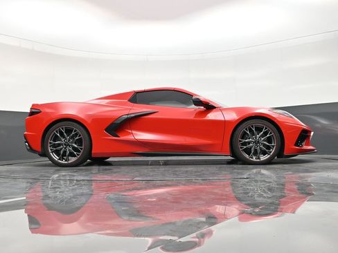 Used 2023 Chevrolet Corvette Stingray Convertible RWD image 25