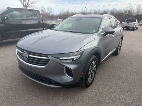 Used 2022 Buick Envision Essence w/ Technology Package I image 2