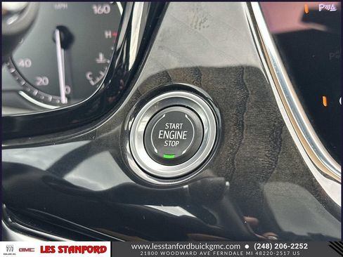 Used 2024 Cadillac XT6 Premium Luxury w/ LPO, Floor Liner Package AWD/4WD image 29