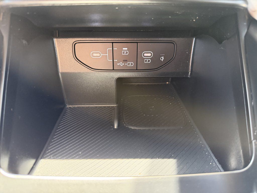 Used 2025 Kia Sorento EX AWD/4WD image 24
