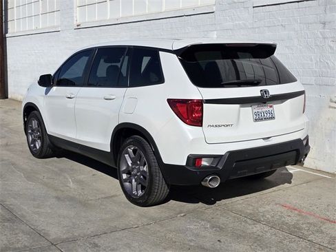 Used 2022 Honda Passport EX-L image 4