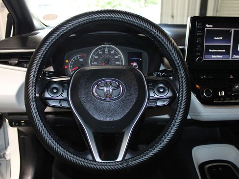 Used 2020 Toyota Corolla SE FWD image 11