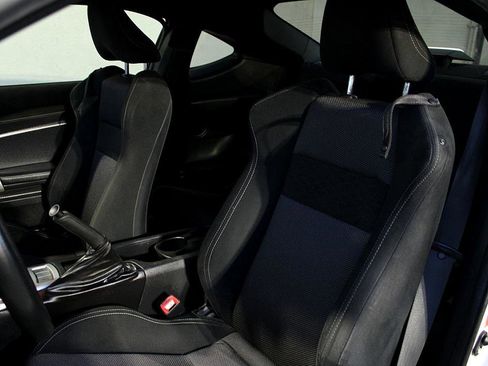 Used 2017 Toyota 86 image 14