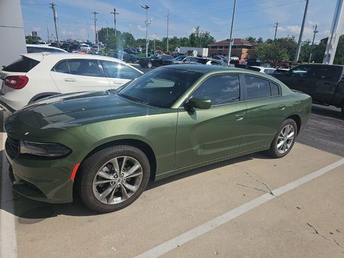 Used 2022 Dodge Charger SXT w/ Cold Weather Package AWD/4WD image 2