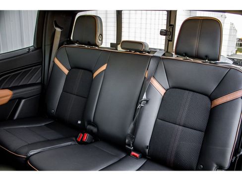 New 2026 GMC Canyon AT4 image 22