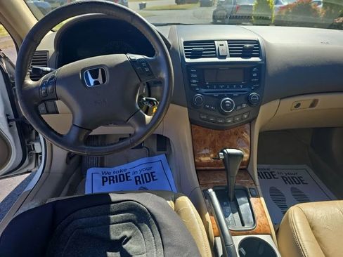 Used 2005 Honda Accord EX-L image 10