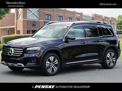 Used 2025 Mercedes-Benz GLB 250 image 1
