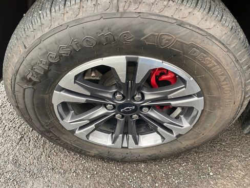 Used 2021 Chevrolet Colorado Z71 w/ Safety Package RWD image 9