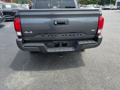 Used 2023 Toyota Tacoma SR AWD/4WD image 7