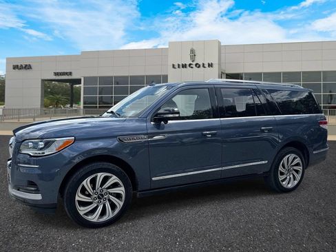 Certified 2022 Lincoln Navigator L Reserve AWD/4WD image 7