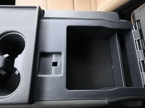 Used 2023 Ford F150 XLT AWD/4WD image 17