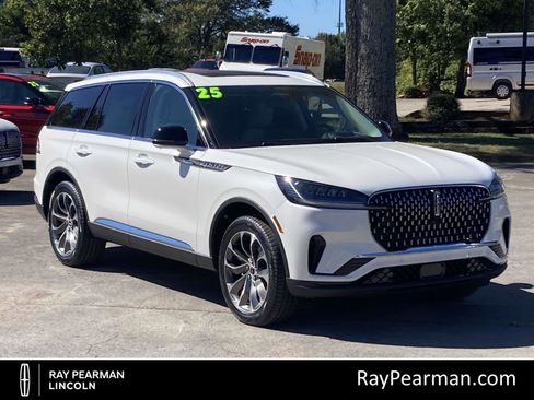 New 2025 Lincoln Aviator AWD w/ Equipment Group 101A image 1