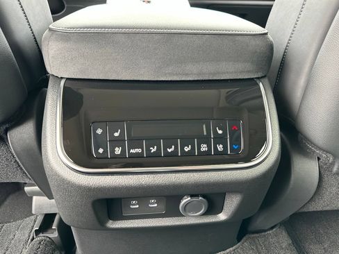 New 2027 INFINITI QX80 Luxe AWD/4WD image 34