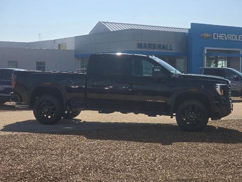 New 2025 GMC Sierra 2500 AT4 w/ AT4 Premium Plus Package image 17