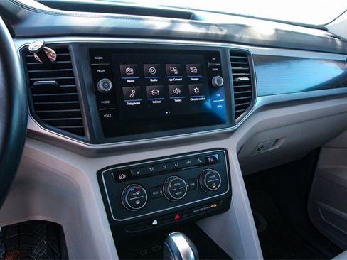 Used 2019 Volkswagen Atlas SE w/ Towing Package image 22