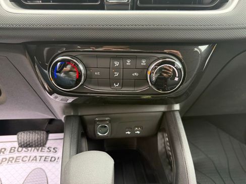 New 2026 Chevrolet TrailBlazer LT w/ Driver Confidence Package FWD image 35