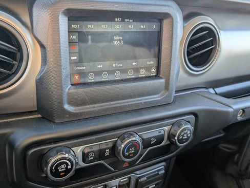 Used 2020 Jeep Wrangler Unlimited Sport S image 18