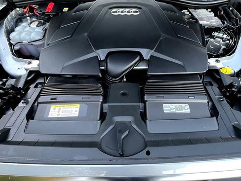 Used 2022 Audi Q7 3.0T Premium Plus w/ Premium Plus Package image 29