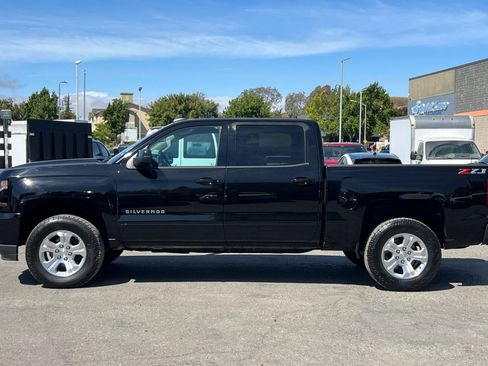 Used 2018 Chevrolet Silverado 1500 LT w/ All Star Edition AWD/4WD image 7