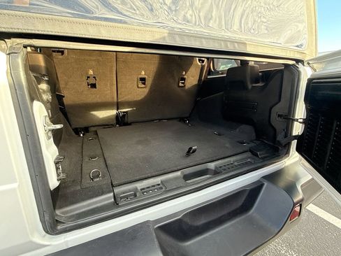 Used 2021 Jeep Wrangler Unlimited Sport image 26