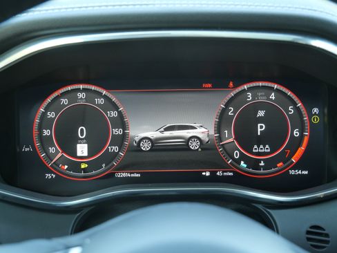 Certified 2025 Jaguar F-PACE R-Dynamic S AWD/4WD image 23