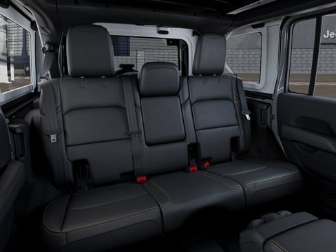New 2026 Jeep Wrangler Unlimited Sahara AWD/4WD image 22