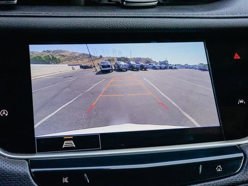 Certified 2023 Cadillac XT6 Luxury w/ LPO, Floor Liner Package FWD image 19