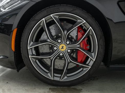 Used 2020 Ferrari GTC4Lusso T RWD image 9
